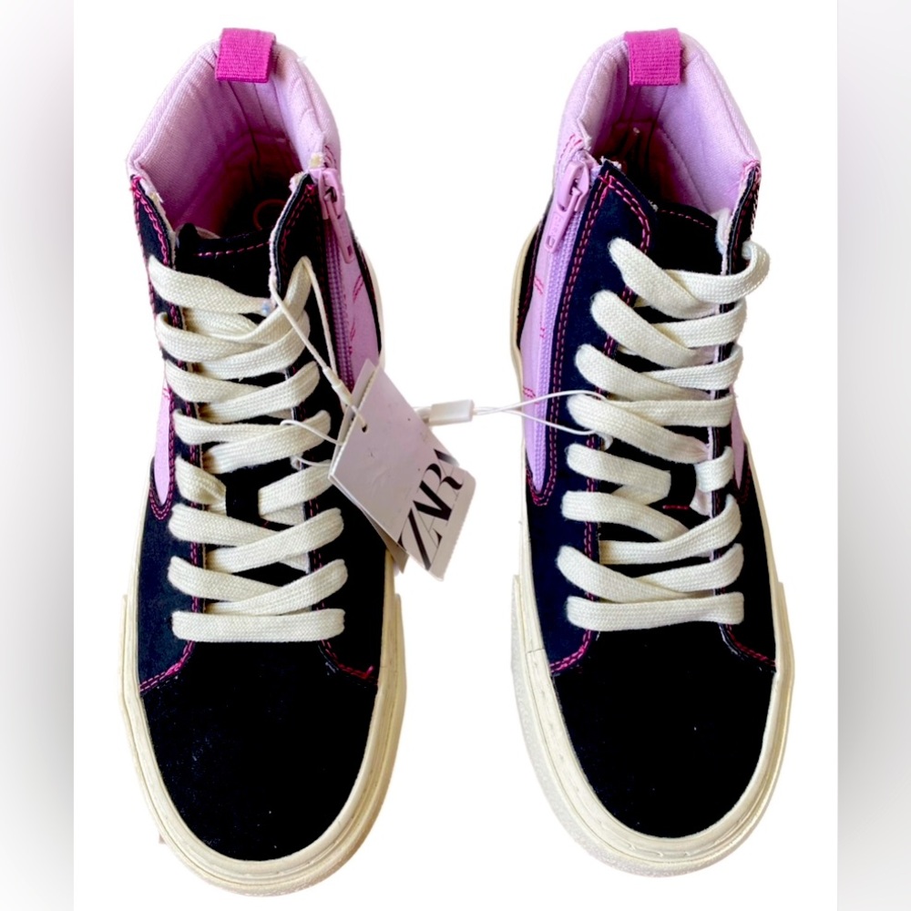 Zara Women’s Purple and Black Canvas High-Top Platform Sneakers with Zipper